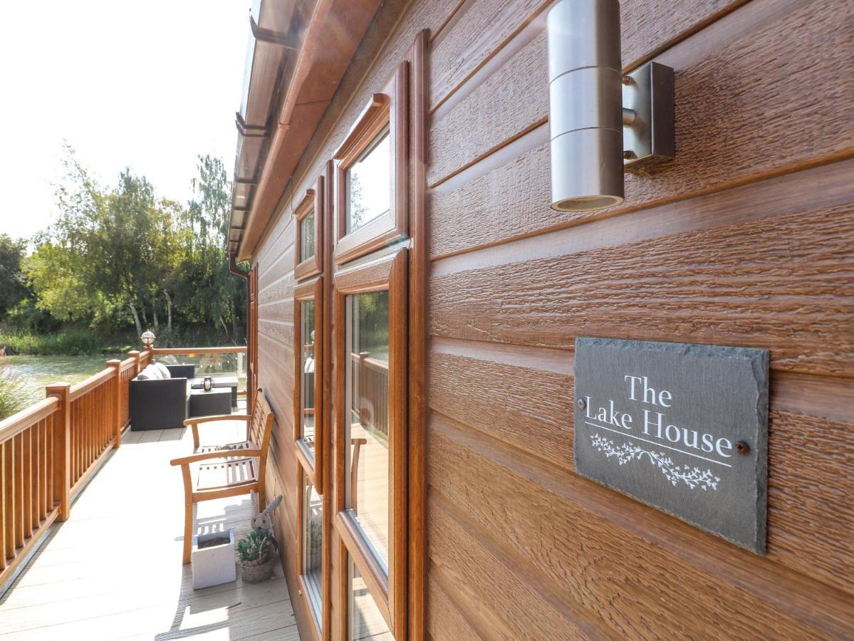 The Lake House Grantham Exterior foto